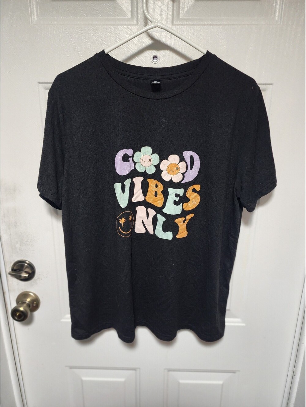 Black 'Good Vibes Only' Graphic T-Shirt